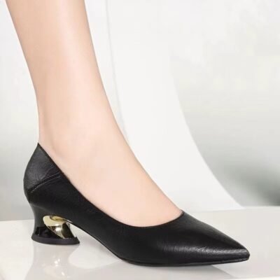 Zapatos de cuero para mujer