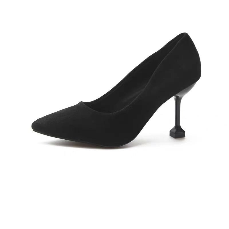 Tacón Stiletto Negro de Punta Fina con Tacón Esculpido - Imagen 3