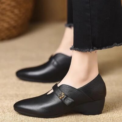 Zapato Cómodo de Tacón Bajo con Detalle Decorativo